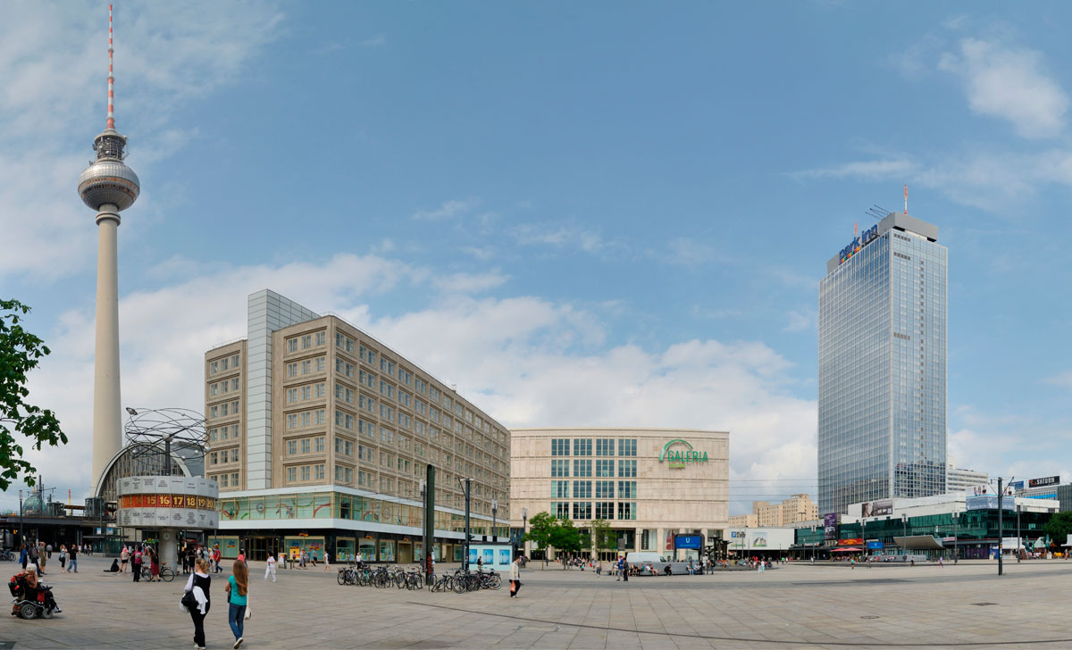 alexanderplatz berliin